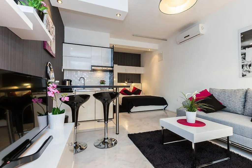 Apartments Elizabeth Biograd Na Moru