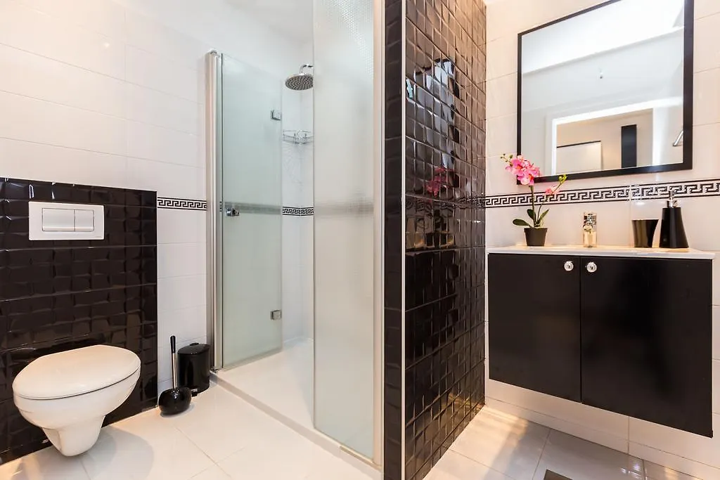 Apartments Elizabeth Biograd Na Moru