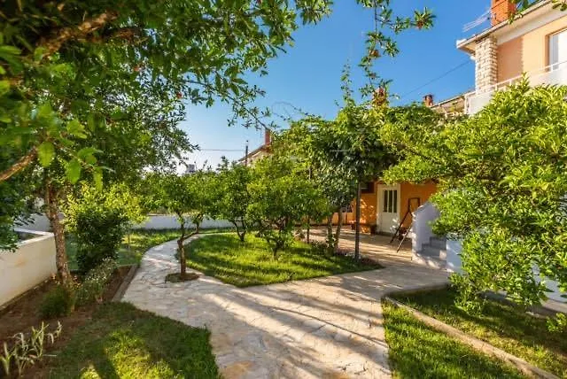 Apartments Elizabeth Biograd Na Moru